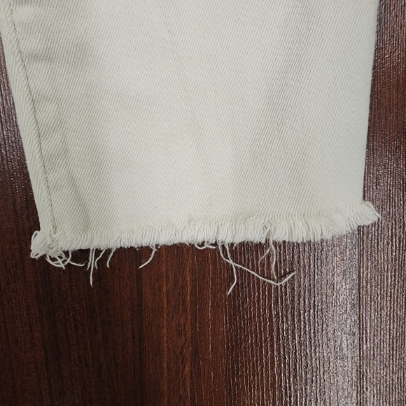 Sincerely Jules Cream High Rise Distressed Jeans size 11/30 EUC LIKE NEW - Picture 4 of 11